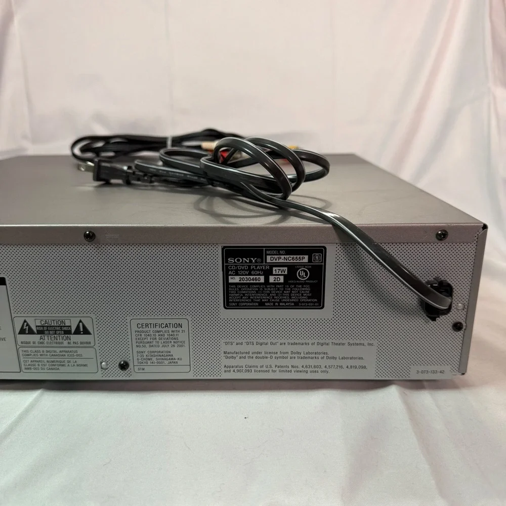 Sony DVP-NC655P 5-Disc DVD CD Changer Progressive Scan Silver Player WORKS